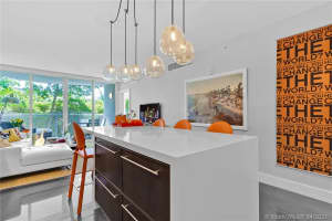 2155 Washington Ct, Miami Beach, FL 33139, Sold 09/17/21