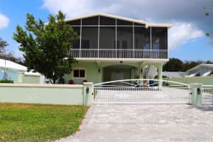 10 North End Rd, Key Largo, FL 33037, Sold 05/28/21