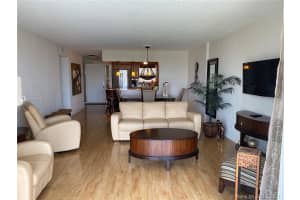 1025 SE 3rd Ave, Dania Beach, FL 33004, Sold 06/26/21