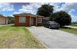 943 SW 9th Ct, Homestead, FL 33034, Sold 09/27/21