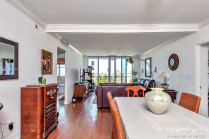 401 69th St, Miami, FL 33141, Sold 03/15/22