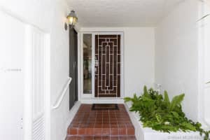 20212 NE 34th Ct, Miami, FL 33180, Sold 07/23/21