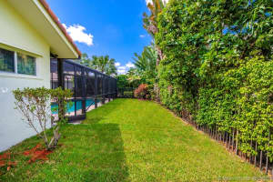 228 Landings Blvd, Weston, FL 33327, Sold 06/30/21