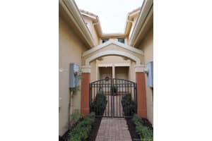 4331 Vineyard Cir, Weston, FL 33332, Sold 06/15/21