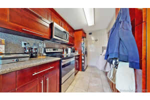 4958 NW 97th Pl, Doral, FL 33178, Sold 06/15/21