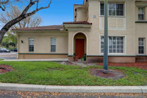 2556 Centergate Dr, Miramar, FL 33025, Sold 07/09/21