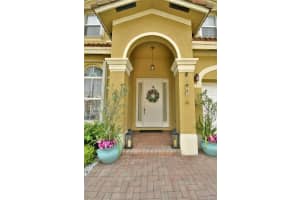 11704 SW 137th Path, Miami, FL 33186, Sold 06/28/21