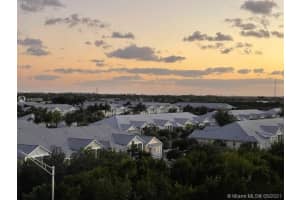 7414 NW 108th Pl, Doral, FL 33178, Sold 07/12/21