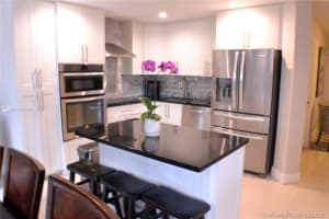 8648 SW 158th Pl, Miami, FL 33193, Sold 06/24/21