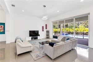 5788 S Sterling Ranch Dr, Davie, FL 33314, Sold 09/27/21