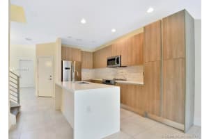 10270 NW 71st Terrace, Doral, FL 33178, Sold 03/31/22