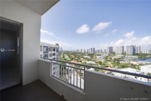 3180 S Ocean Dr APT 1721, Hallandale Beach, FL 33009, Sold 11/22/21