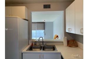 318 NW 107th Ave #3d, Miami, FL 33172, Sold 06/30/21