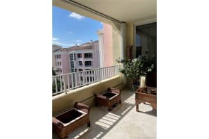 725 Crandon Blvd, Key Biscayne, FL 33149, Sold 10/13/21