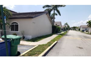 18856 NW 85th Ave, Hialeah, FL 33015, Sold 06/01/21
