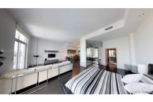 2001 Meridian Ave, Miami Beach, FL 33139, Sold 09/27/21