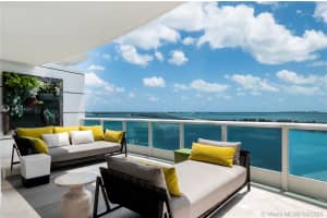 Add Building Entrance, 2127 Brickell Ave, Miami, FL 33129, Sold 07/02/21