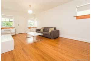 915 8th St, Miami Beach, FL 33139, Sold 09/10/21