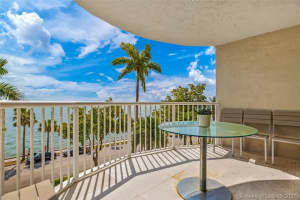 1420 Brickell Bay Dr #403a, Miami, FL 33131, Sold 06/16/21