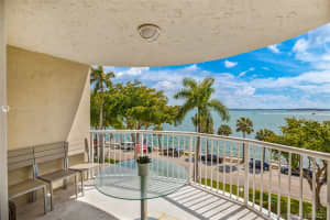 1420 Brickell Bay Dr #403a, Miami, FL 33131, Sold 06/16/21