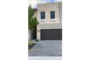 10595 NW 81st Terrace, Doral, FL 33178, Sold 07/15/21