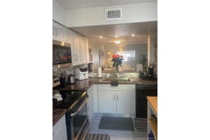 14941 SW 82nd Terrace, Miami, FL 33193, Sold 06/04/21