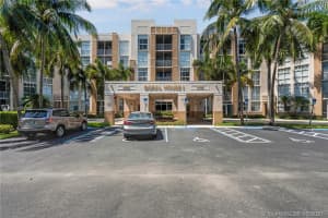9766, 9755 NW 52nd St, Doral, FL 33178, Sold 06/29/21
