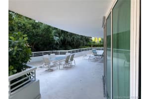 19955 NE 38th Ct, Aventura, FL 33180, Sold 09/10/21