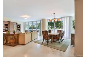 19955 NE 38th Ct, Aventura, FL 33180, Sold 09/10/21