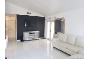8607 SW 14th Ct, Pembroke Pines, FL 33025, Sold 06/16/21
