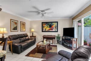 100 Gables Blvd, Weston, FL 33326, Sold 09/27/21