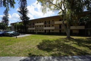 1550 NE 191st St, Miami, FL 33179, Sold 03/28/22
