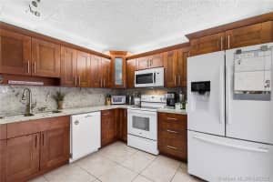 8288 S Coral Cir, North Lauderdale, FL 33068, Sold 07/07/21