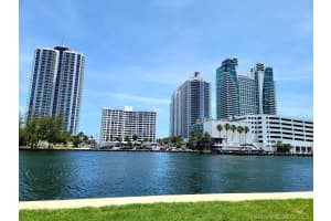 600 Parkview Dr # 1132, Hallandale Beach, FL 33009, Sold 06/11/21