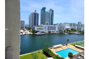 600 Parkview Dr # 1132, Hallandale Beach, FL 33009, Sold 06/11/21