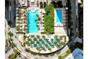 1435 Brickell Ave, Miami, FL 33131, Sold 09/15/21