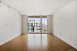 1155 Brickell Bay Dr, Miami, FL 33131, Sold 06/18/21