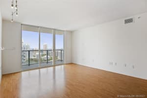 1155 Brickell Bay Dr, Miami, FL 33131, Sold 06/18/21