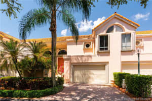 8860 SW 67th Ct, Pinecrest, FL 33156, Sold 07/09/21