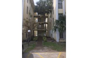11925 NE 2nd Ave b305, Miami, FL 33161, Sold 08/13/21