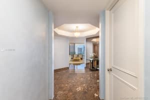 19500 Turnberry Way #23e, Miami, FL 33180, Sold 12/06/21
