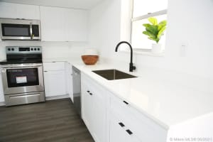 8609 SW 137th Ave, Miami, FL 33183, Sold 08/13/21