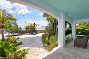 124 Leoni Dr, Islamorada, FL 33036, Sold 06/18/21