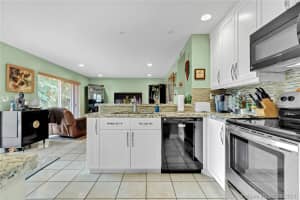 16303 SW 81st St, Miami, FL 33193, Sold 06/25/21