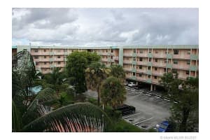 1655 W 44th Pl, Hialeah, FL 33012, Sold 10/01/21