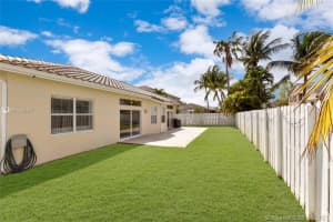 19087 NW 23rd St, Pembroke Pines, FL 33029, Sold 06/11/21