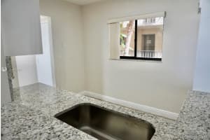 8635 NW 8th St, Miami, FL 33126, Sold 09/03/21