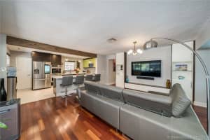 503 S 58th Terrace, Hollywood, FL 33023, Sold 08/05/21