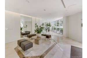 1621 Bay Rd, Miami Beach, FL 33139, Sold 09/01/21