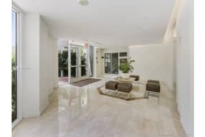 1621 Bay Rd, Miami Beach, FL 33139, Sold 09/01/21